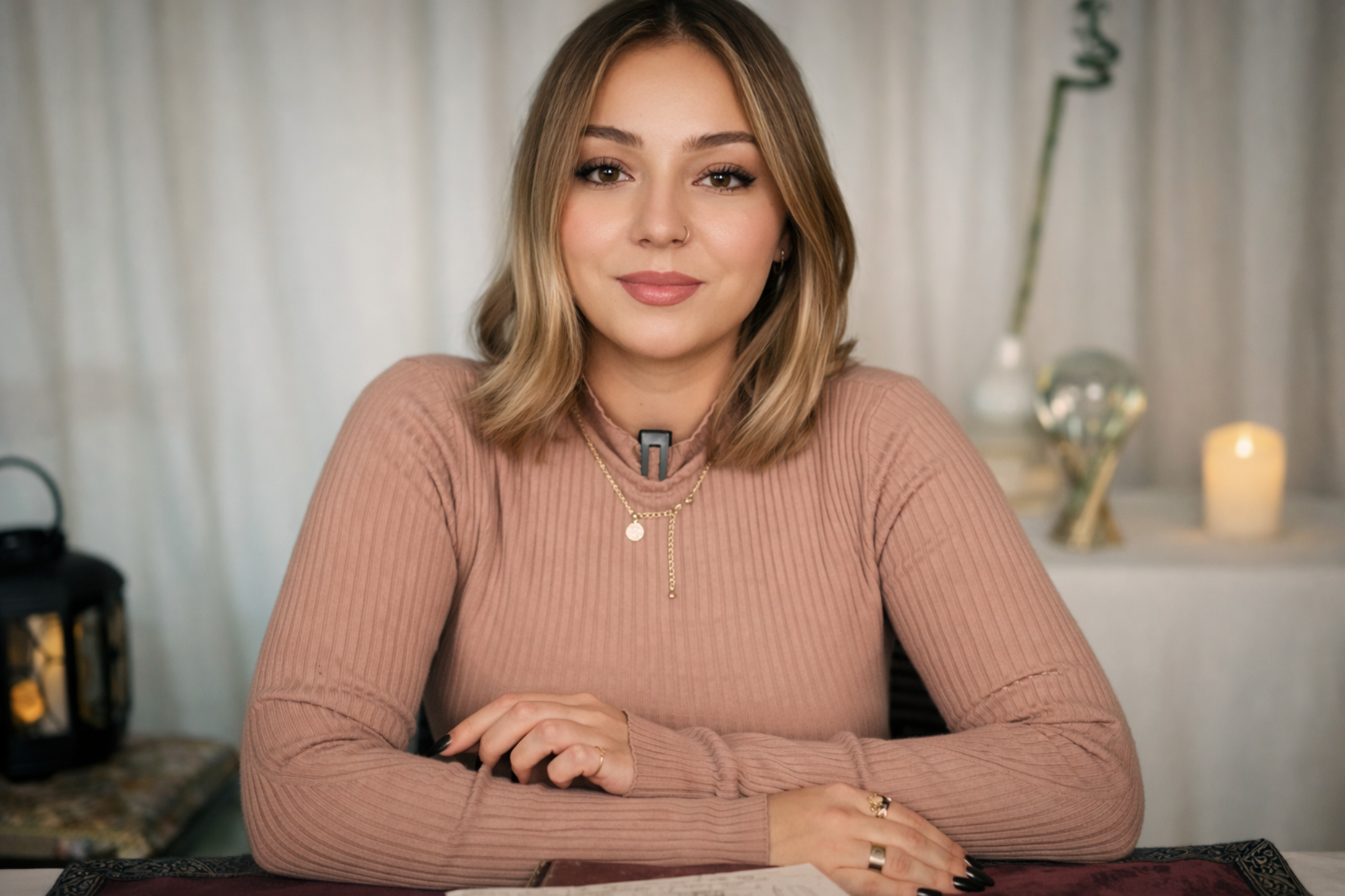 Portrait of a consultant for Karmen & Team.